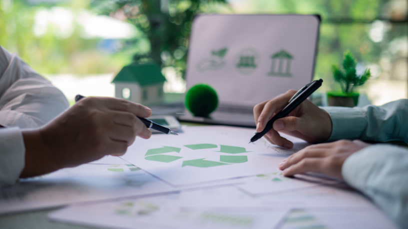 Para Fernando Trabach, investir em energias renováveis é um passo estratégico para impulsionar a geração de empregos sustentáveis e fortalecer a economia verde.