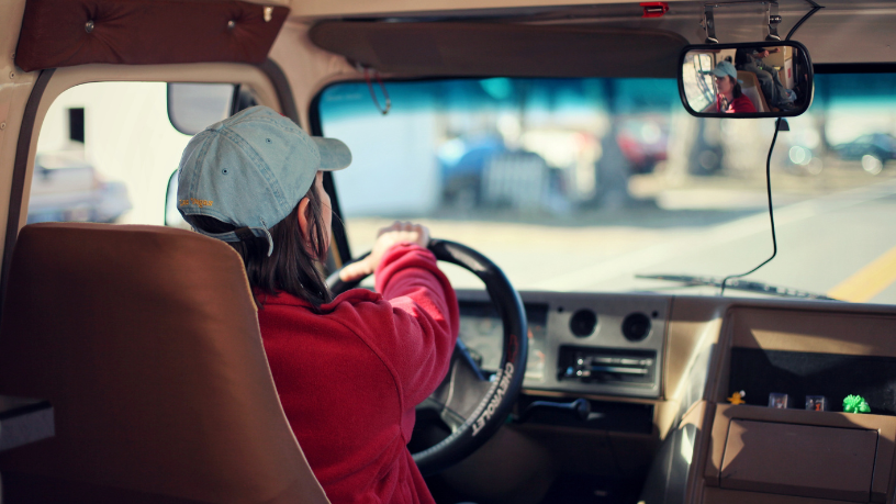 Move Brasil começa para taxistas e motoristas de aplicativo: o que muda na compra de carro novo