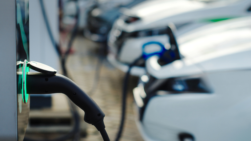 Governo mantém política para carros elétricos importados: o que muda para o motorista brasileiro e para o mercado automotivo?
